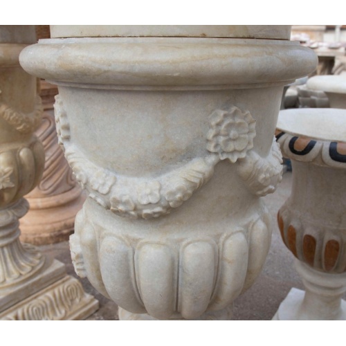 庭のための見事な手作りの大理石のプランター