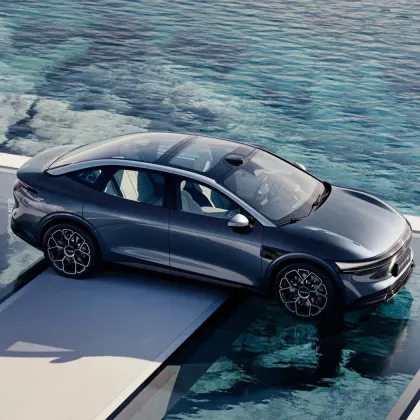 New Energy Electric Sedan Rwd New Vehicle