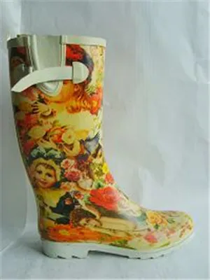 Colorful tailored rubber boots