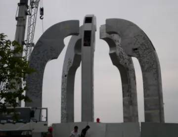 environment art landscape stainless steel sculpture