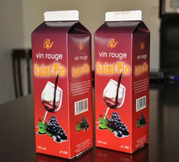 Red wine carton packaging machine