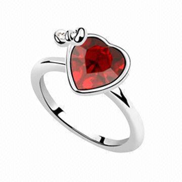 Red hear crystal ring, mixed orders are welcome