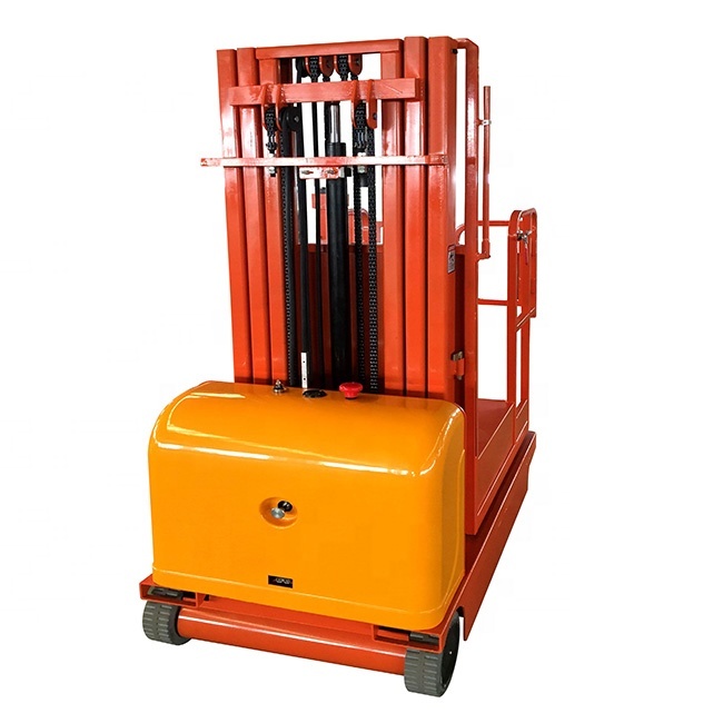 Electric Aerial High-Altitude Reclaimer for Material Pickup