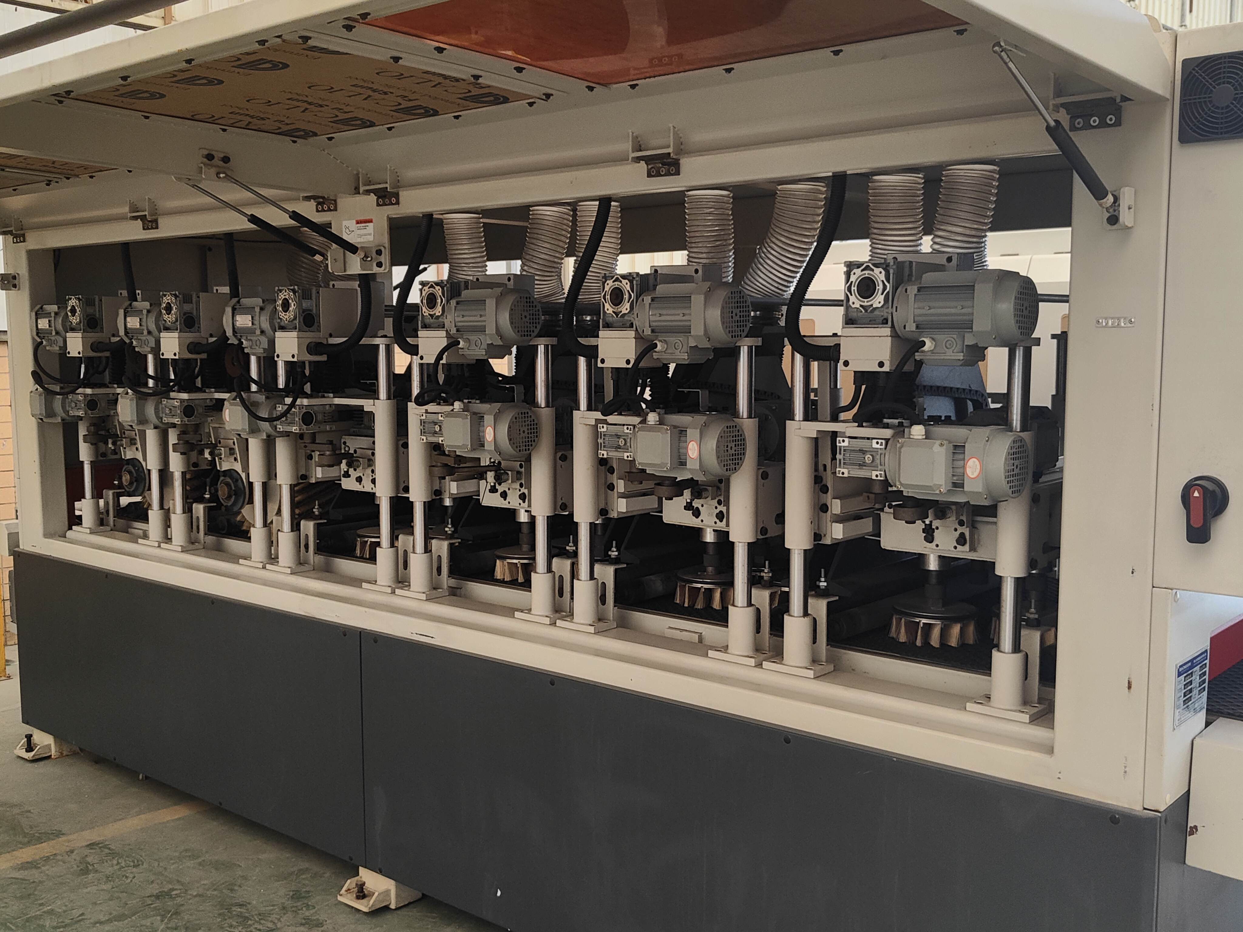 Solid wood special shape sanding machine