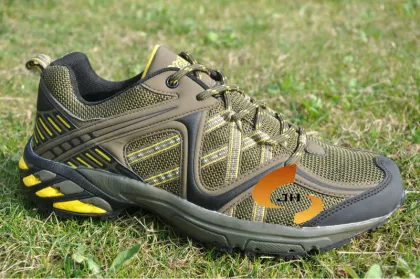 2015 Wear hiking shoes waterproof outdoor shoes cotton shoes men shoes high-top hiking shoes lovers