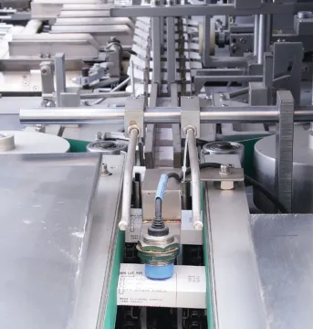 Automatic Bottle Cartoning machine