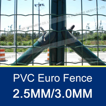 50mm*50mm Green Color Euro Fence 1m*25m