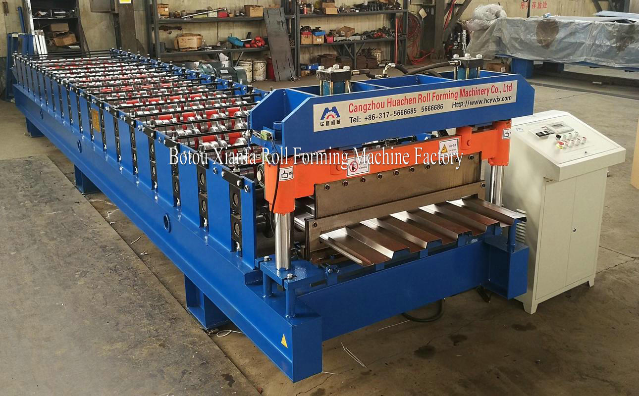 container panel machine