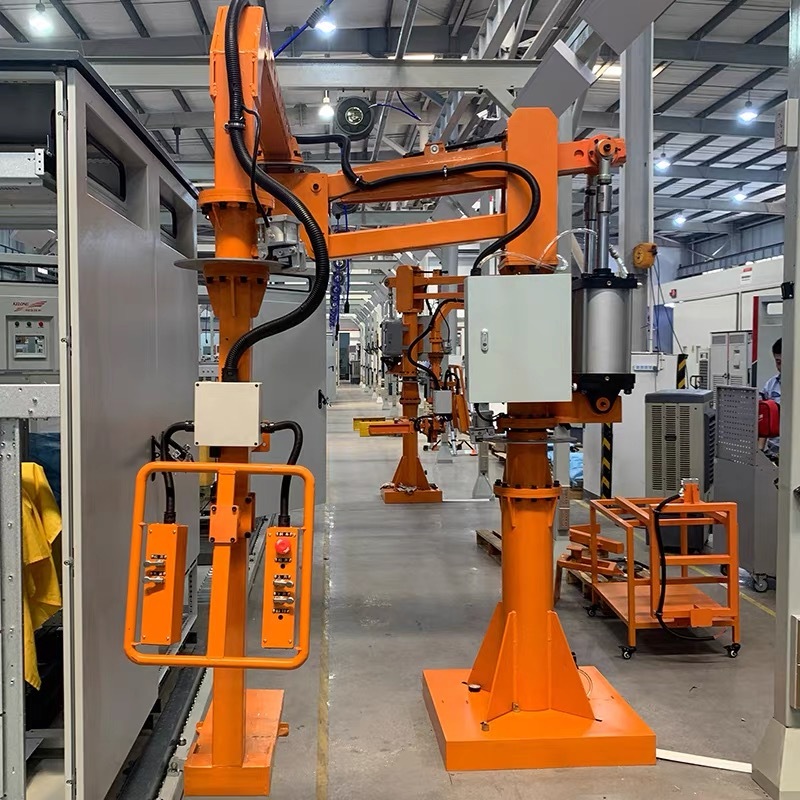 Zero Gravity Manipulator Robot Arm for Efficient Crate Handling