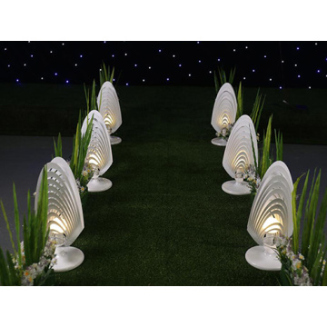 ضوء توجيهي مضيء لمرحلة الإسكالوب على شكل حرف T