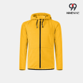 Oddychająca dziecięca kurtka softshell z kapturem do aktywnej zabawy