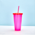 Portable color changing plastic water cup with straw