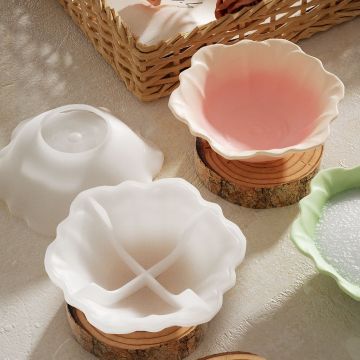 INTODIY Irregular Lace Lotus Leaf Candle Cup Silicone Mold for Aromatherapy and Decoration