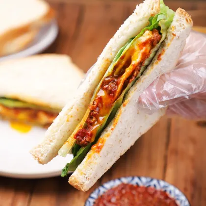 Flavorful Chili Beef Sauce