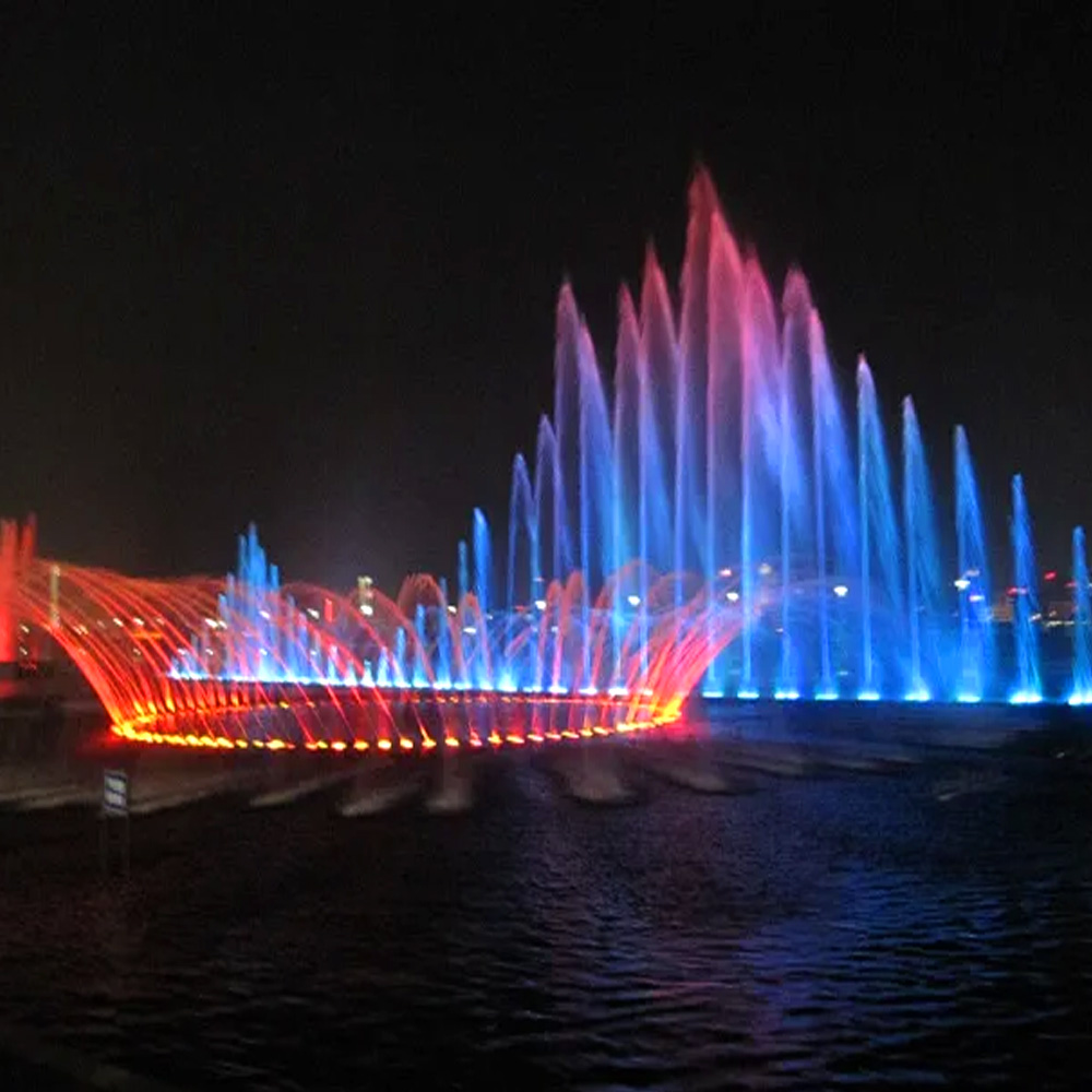 large outdoor fountains