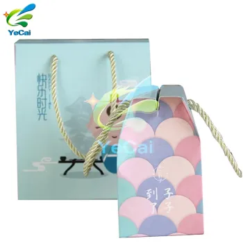 OEM & ODM MOQ=500pcs luxury paper shopping bag, custom craft paper bag for Christmas