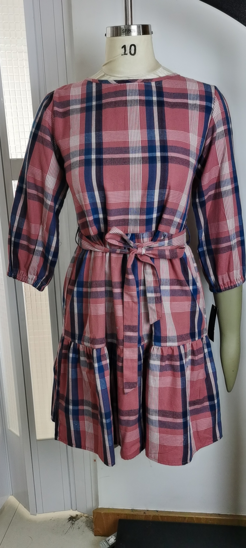 Wholesales Woman Checkered Pattern Dress