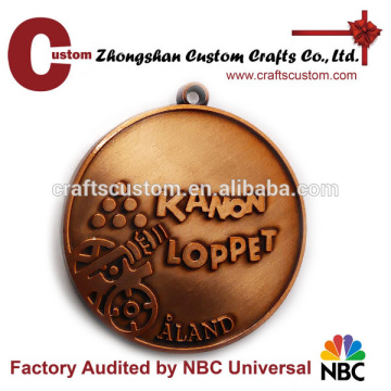 New products of 2016 customized die struck brass medal