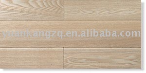 (brushed white distressed Antique engineered)oak wood floors