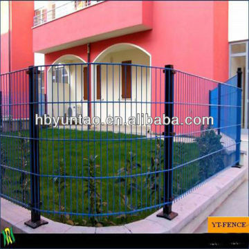 PVC coated protective wire fence