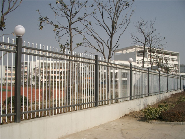 steel fencing system