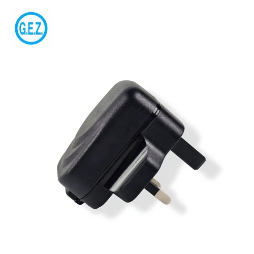 Charger USB àrd-inbhe le dealbhadh plug Bhreatainn