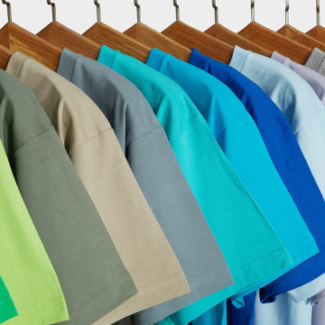 High Quality Men's 230gsm 100% Cotton Custom Logo Solid Color T-Shirt