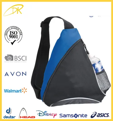 Brand name trendy college sling bags for boys, leisure triangle messenger bag