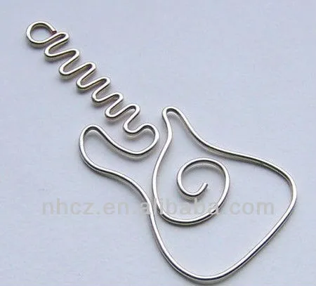 Guitar bookmark, Paper Clips