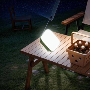Lumière de camping en plein air