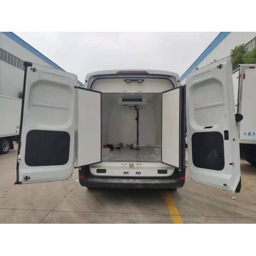 Saic Datong V90 Diesel Bread refrigerating vehicle