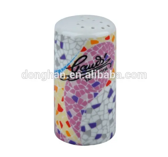 high quality customized round Porcelain salt and pepper shaker with low price