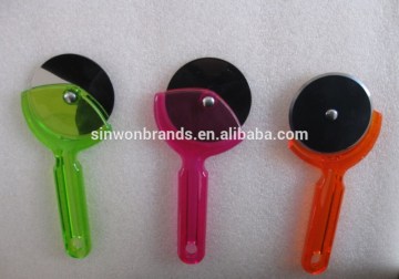 stainless steel wheel pizza cutter knife