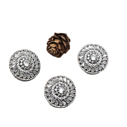 Custom Wholesale Women's Clothing Adornments: Zircon & Swarovski Crystal Buttons for Fashion Garments