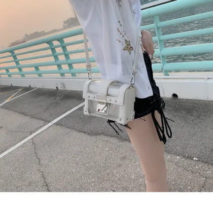Wholesale transparent rivet small square jelly bag