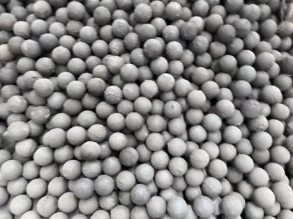 Cast iron balls and steel balls