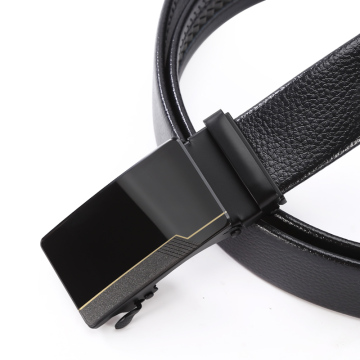 Wholesale Hot Sales: Latest Arrival Automatic Buckle Men's Belts in Various Genuine Leather Types