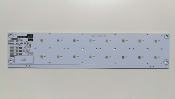 Circuit imprimé en aluminium
