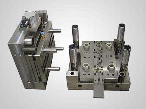 Precision Auto-working Injection Mould for Electronic Tools