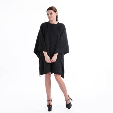 Abrigo negro de cashmere suelto