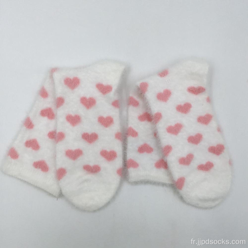 Chaussettes confortables super douces whit coeur rose