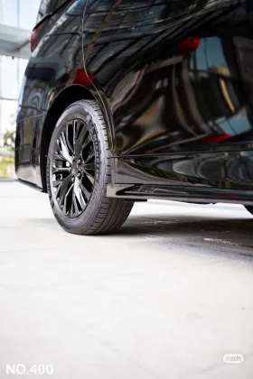 pertaining to Elfa carbon fiber with full blackened