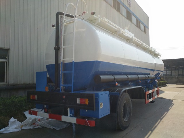 32 Hydrochloric Acid Transport Road Tanker