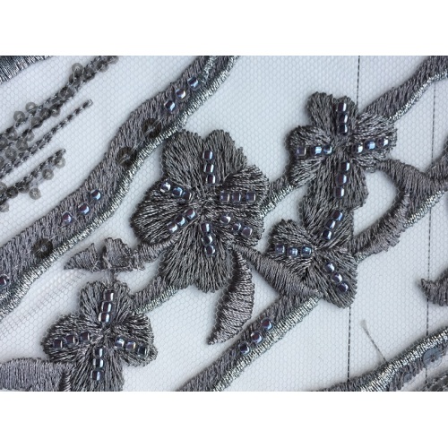 刺繍入りコード付きスパンコールメッシュの結婚式の装飾