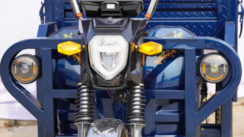 Electric Tricycle With 1.5-meter-high Rail Cargo Box