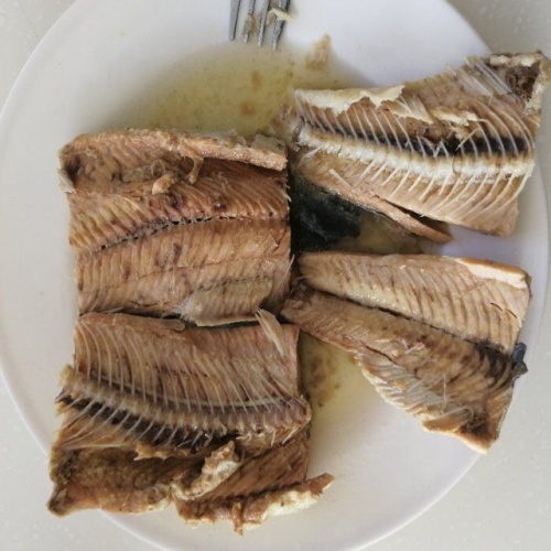 Delicioso salmão enlatado em salmoura 425GX24 latas