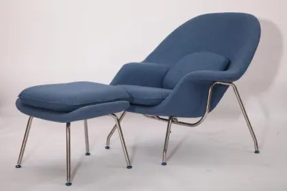 Classic Eero Saarinen Womb Chair Replica