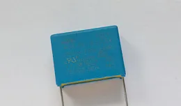Film Capacitor 104K/275V 18*12*6 P=15 L=28