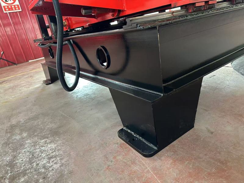 Yiping automatic bridge cover forming machine (with reinforcement)