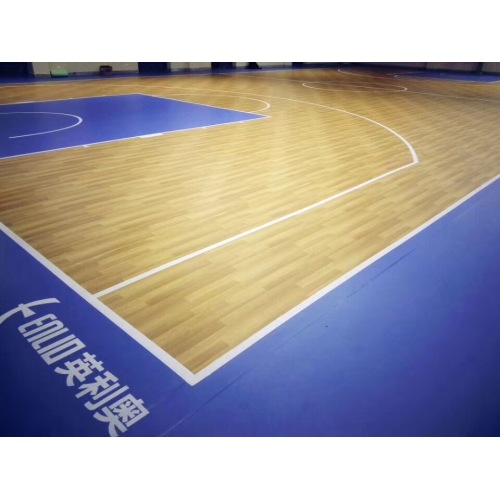 Pavimento in campo da basket interno